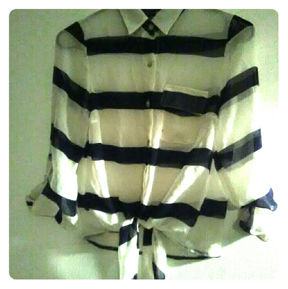XS Button up